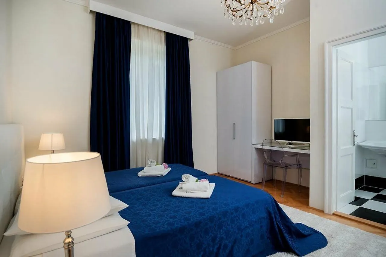 ספליט Apartments Jagoda 3*,  קרואטיה